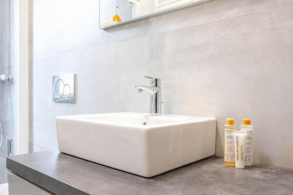Guest Planet - Nice Flat Near Bovisa Milan Exterior photo